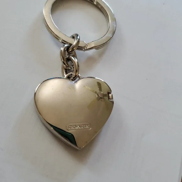 Coach Red Heart Keychain - Picture 4 of 4